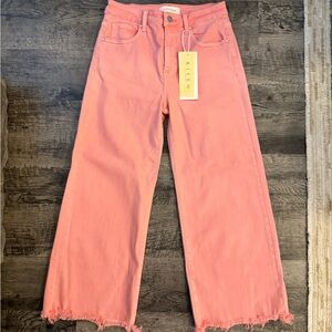 NWT Risen Wide Leg Jeans